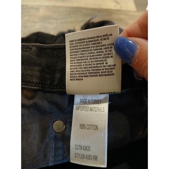 Agolde Women's Button Fly High Waist Distress Cut-Off Denim Shorts Black Size 28 - Picture 7 of 7